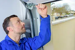 Las Vegas State Garage Door Repair Service Las Vegas, NV 702-649-3424 Las Vegas State Garage Door Repair Service Las Vegas, NV 702-649-3424 - repair-side